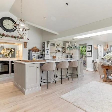 Private Apartment - 3 Bedrooms Harrogate Buitenkant foto
