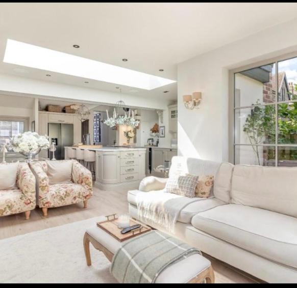 Private Apartment - 3 Bedrooms Harrogate Buitenkant foto