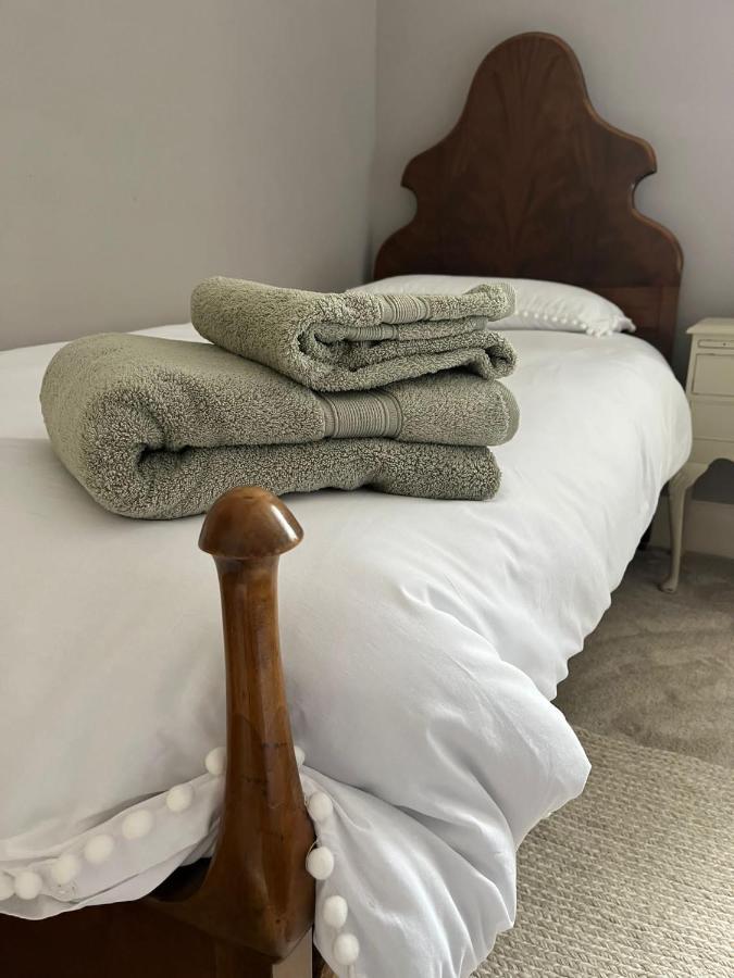 Private Apartment - 3 Bedrooms Harrogate Buitenkant foto